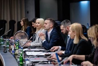 Među njima i Spajić: Kontrolu bankovnih računa ne dozvoljava 18 članova Vlade