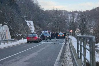 Udes na putu od Kolašina prema Mateševu: Na licu mjesta policija i hitna