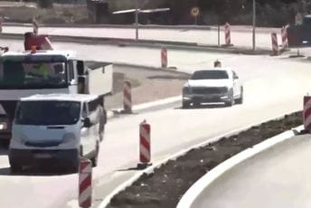 Završni radovi u toku od Tivta do Carevića, kašnjenje zbog neriješenih imovinsko-pravnih odnosa i velikog obima dodatnih radova