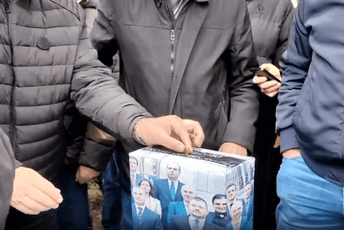 Penzioneri novac od humanitarne akcije danas predaju članovima Vlade