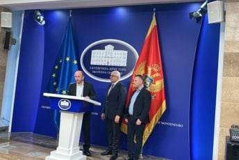 Mandić o slučaju "državni udar": Pobjeda pravne države, kao hrišćanin opraštam svima; Knežević: Progonitelji treba da su u zatvoru