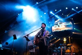 Bez gitare osjećao bih se beskorisno