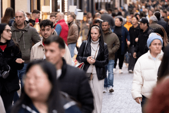 Petina Evropljana smatra kako je i diktatura u nekim slučajevima prihvatljiva Petina Evropljana smatra kako je i diktatura u nekim slučajevima prihvatljiva