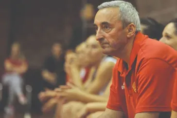Preminuo trener Rade Petrović