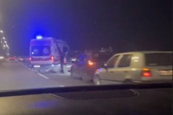 U udesu na Zlatici poginula jedna osoba