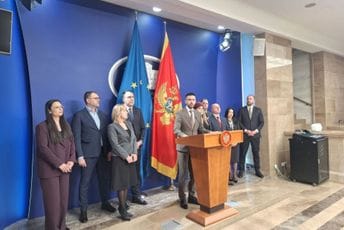 Živković: Pretres Đukanovića pokrivalica za ono što se dešava u Skupštini