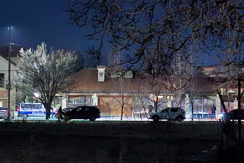 Na tavanu kuće u Nikšiću pronađene lovačke puške sa dozvolom, dva stara policijska pancira: Aco Đukanović priveden u CB Nikšić