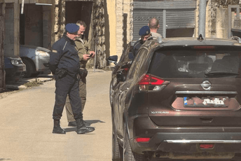 Budva: Investitor tvrdi da mu ministar Krapović ne dozvoljava gradnju Budva: Investitor tvrdi da mu ministar Krapović ne dozvoljava gradnju