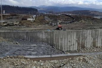 Posao bio vrijedan 20 miliona: Novo korito Ćehotine ipak puklo tek što je pušteno u rad?