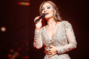 Tomašević otkrila zašto se onesvijestila na sceni u Baru: "Dobila sam zvaničnu dijagnozu"