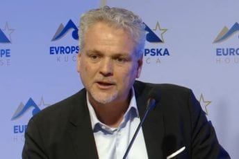 Satler: Razlike među ljudima, koje su nekad toliko male da ih stranci i ne primjećuju, pretvorene su u sredstvo za borbu