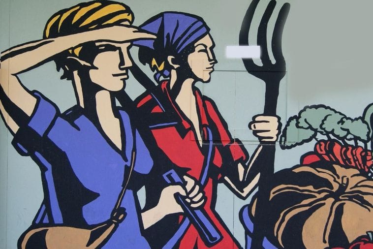 Patrijarhat s buketom u ruci