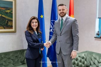 Dukaj razgovarao sa novom ambasadorkom Turske: Iskustva ove zemlje u razvoju eUprave od značaja za Crnu Goru Dukaj razgovarao sa novom ambasadorkom Turske: Iskustva ove zemlje u razvoju eUprave od značaja za Crnu Goru