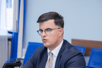 Šaranović: Policija privela jednog od osumnjičenih za napad na Brkovića