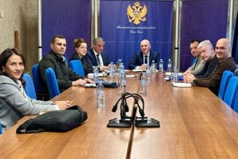 MUP: Upućeni pozivi građanima koji nijesu zamijenili lične karte, utvrđeno da određeni broj nije preuzet, što može ukazivati da dio građana ne boravi u državi