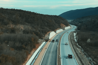 (VIDEO) Pogledajte kako teku radovi na izgradnji Bulevara Tivat – Jaz