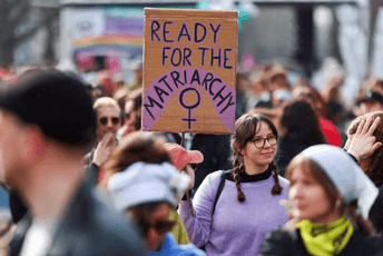 Osmi mart obilježen širom planete: U Parizu marš predvodila Žizel Peliko, u Berlinu 20.000 ljudi Osmi mart obilježen širom planete: U Parizu marš predvodila Žizel Peliko, u Berlinu 20.000 ljudi