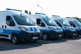 Podgorica: Djevojka osumnjičena da je uputila mejl sa lažnom dojavom o postavljenim bombama u školi