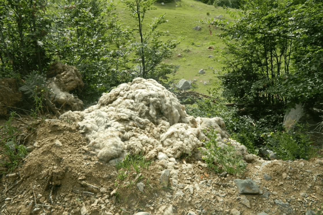 Izumiru stari zanati: Vuna na smetlištu, vunovlačare pod katancem