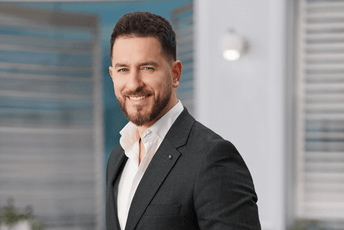 "Srećan dan" na TvE: O predstavi „Đekna“ u Zetskom domu