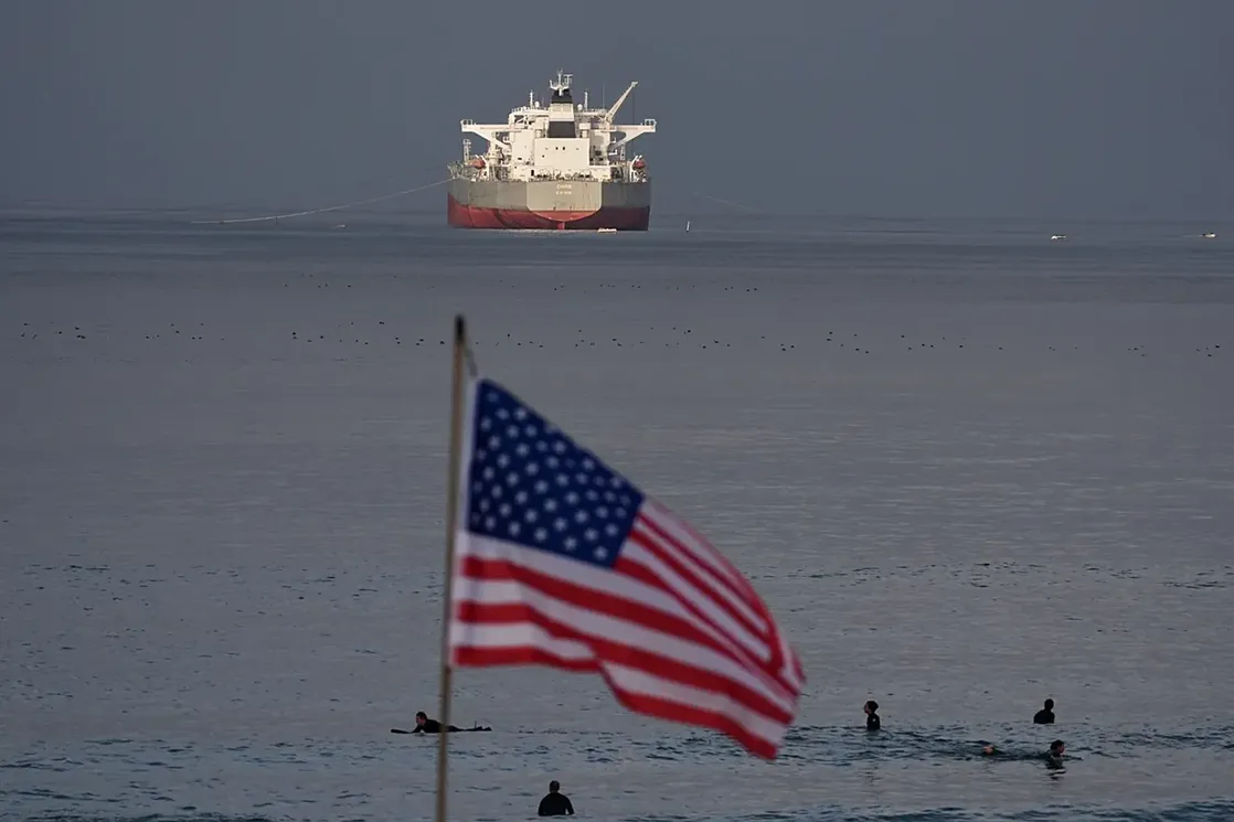 SAD dozvolile prodaju ruske nafte