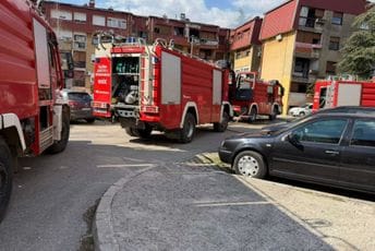 (FOTO) Nikšić: Ugašen požar, vatrogasci spriječili da vatrena stihija zahvati više stanova