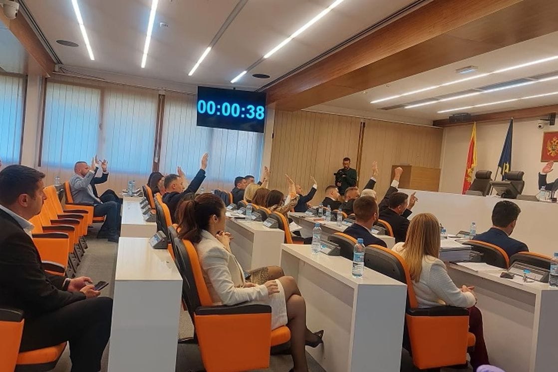 Božović i Ivanović izabrani za potpredsjednike SO Budva