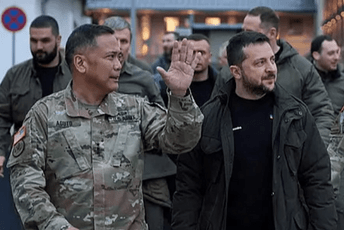 Skandal u američkoj vojsci: General pijan teturao po Kijevu, pa zaboravio tajne mape u vozu