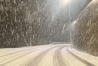 Sniježna noć na sjeveru, ali i na području Njeguša