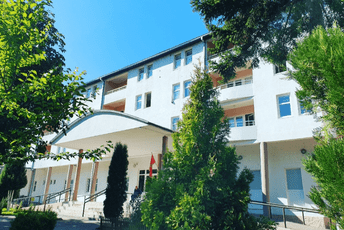 Dio terapeuta u Domu starih „Bijelo Polje“ traži reakciju Gutićevog resora: Pad zarada i nametanje obaveza koje nam ne pripadaju