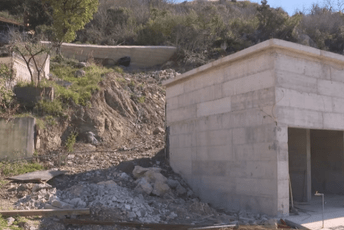 Budva: Aktivirano novo klizište u Svinjištima, ugroženi objekti i putna infrastruktura