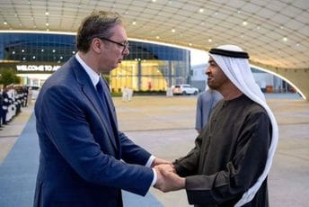 Vučić u iznenadnoj posjeti UAE: Važno je da jasno pokažemo podršku prijateljima
