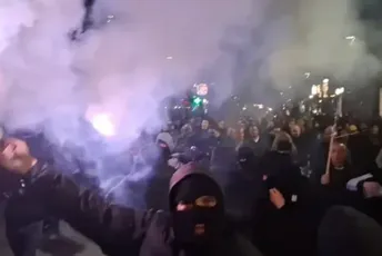 Opet nemiri u Tirani: Povrijeđeni policajci i demonstranti, i Salji Beriša završio u bolnici