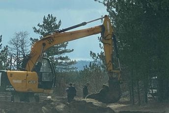 SPC započela gradnju na Grahovcu uprkos protivljenju mještana; Dabović: Ukoliko policija ne zaustavi radove moraćemo mi