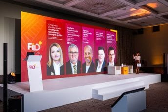 Drakić: Svijet ulazi u period dugih ciklusa neizvjesnosti; Raičević: U Crnoj Gori kao i u ostatku svijeta dominira osjećaj da zemlja ide u pogrešnom pravcu