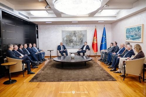 Vlada: Sastanak Spajića s opozicijom planiran za sjutra (FOTO)