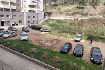 U dijelu grada ispod Ljubovića nastavljena prekomjerna gradnja: Zgrade niču kao pečurke, građani traže reakciju nadležnih