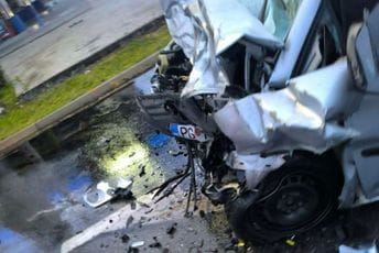 (FOTO) Udes na Barutani: Povrijeđene tri osobe