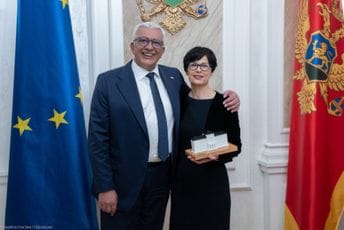 Mandić sa Kos: Srpski narod u Crnoj Gori ne vidi EU kao prijetnju svom identitetu, kako bi to neki nedobronamjerni željeli da imputiraju