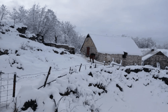 (VIDEO) Banjani bez struje, Crkvice odsječene zbog snijega