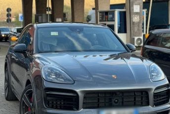 GP Božaj: Albancu oduzet Porše koji potražuje Interpol Njemačke