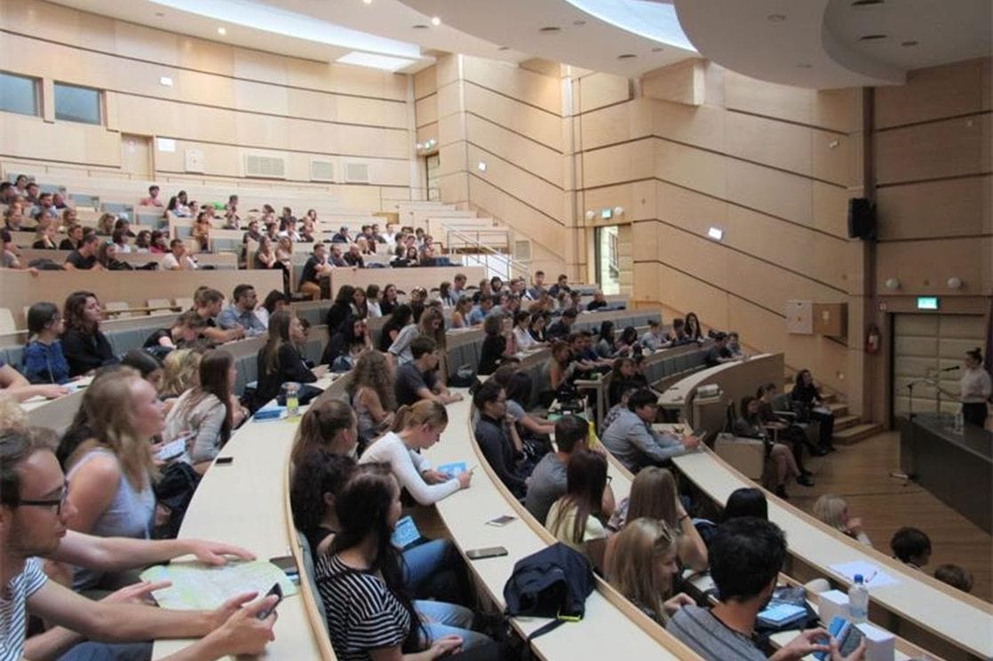 Tomkić: Evropska unija šansa za crnogorske studente, međunarodno priznata diploma širi vidike i otvara prilike