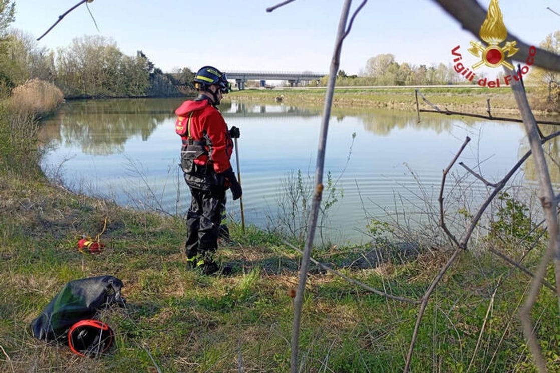 Italija: Leševi majke i bebe pronađeni u jezeru, juče ujutro svjedok ih vidio na obali