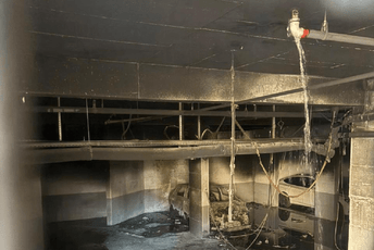 Stanari zgrade u Podgorici sumnjaju da je požar u garaži podmetnut: Koliko još incidenata treba da se dogodi da bi institucije reagovale? Stanari zgrade u Podgorici sumnjaju da je požar u garaži podmetnut: Koliko još incidenata treba da se dogodi da bi institucije reagovale?