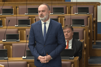 Đeljošaj: Postavljanje direktora škole u Ulcinju koji ne govori albanski je institucionalna provokacija