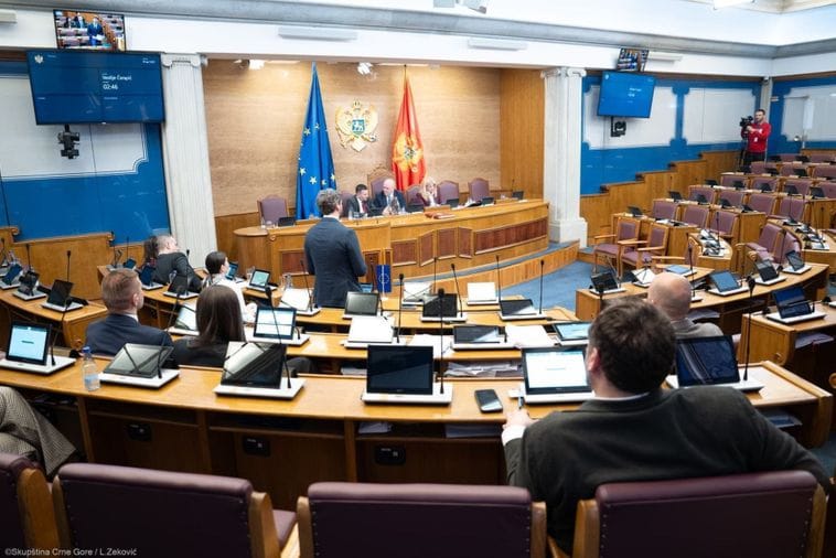 Vuković-Kuč: Spinom o DPS ste htjeli da Spajića odvojite od opozicije; Ivanović: Nisam znao šta će premijer da kaže