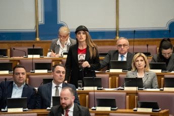 Vuković-Kuč: Spajić isključuje više od 35 odsto građana Crne Gore Vuković-Kuč: Spajić isključuje više od 35 odsto građana Crne Gore