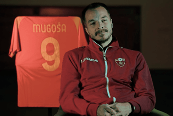 Hiljade kilometara za jedan sveti dres: Mugošina priča o ljubavi prema Crnoj Gori