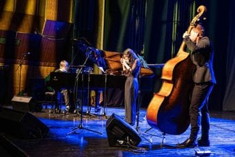 Ariel Bart trio otvorio JAM 2026 u Podgorici: Publika uživala spoju klasičnog evropskog džeza sa motivima Bliskog istoka