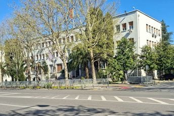 Zakazana još jedna sjednica Skupštine: Glavno pitanje je – hoće li na dnevnom redu biti izmjene Zakona o simbolima Zakazana još jedna sjednica Skupštine: Glavno pitanje je – hoće li na dnevnom redu biti izmjene Zakona o simbolima